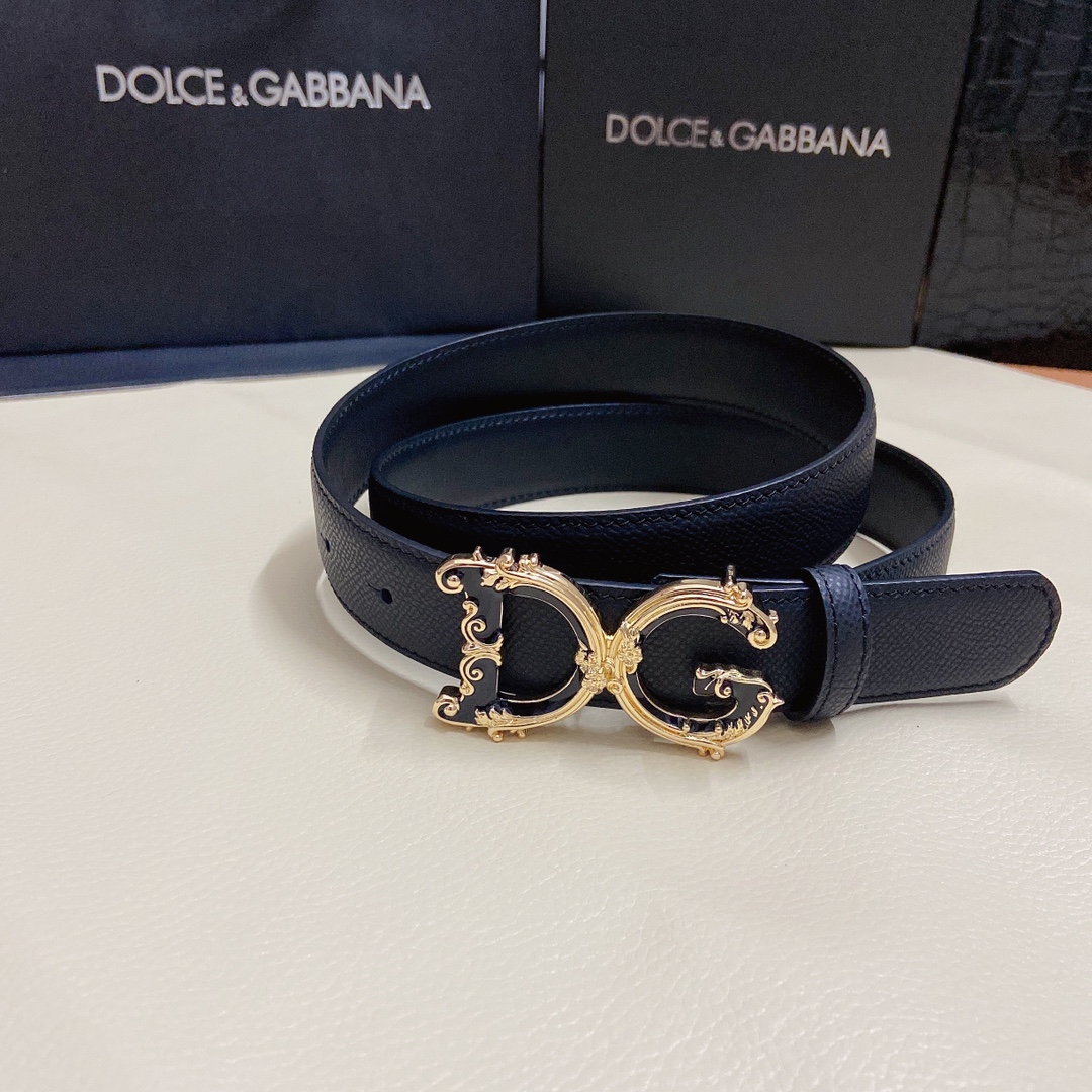 D&G杜嘉班纳双面小牛皮腰带点缀DG