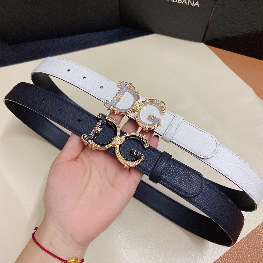 D&G杜嘉班纳双面小牛皮腰带点缀DG