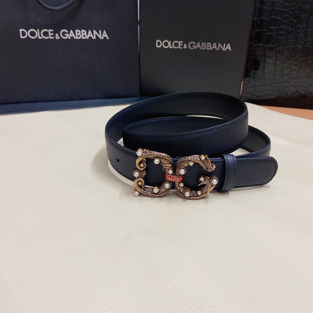 D&G杜嘉班纳双面小牛皮腰带点缀DG