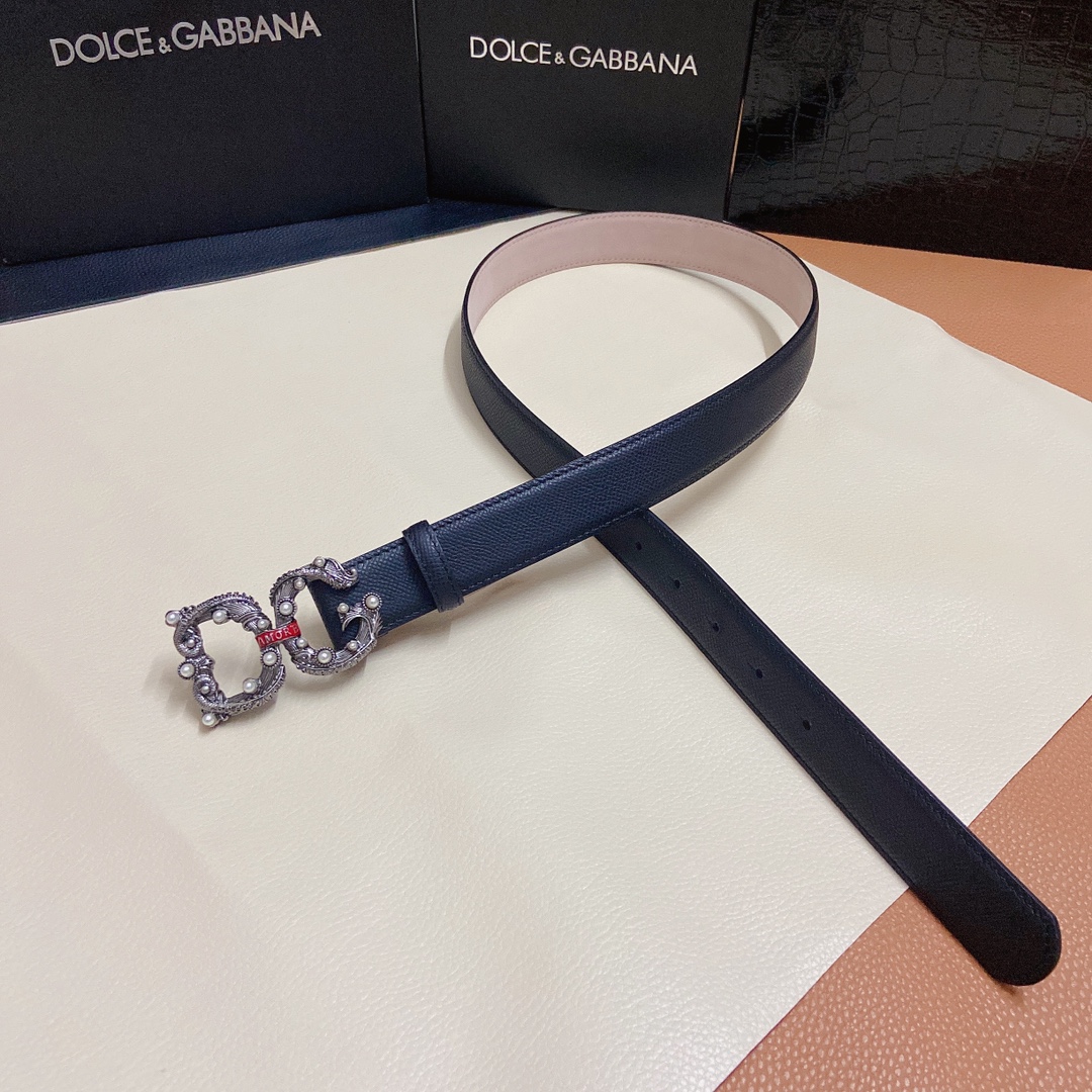 D&G杜嘉班纳双面小牛皮腰带点缀DG