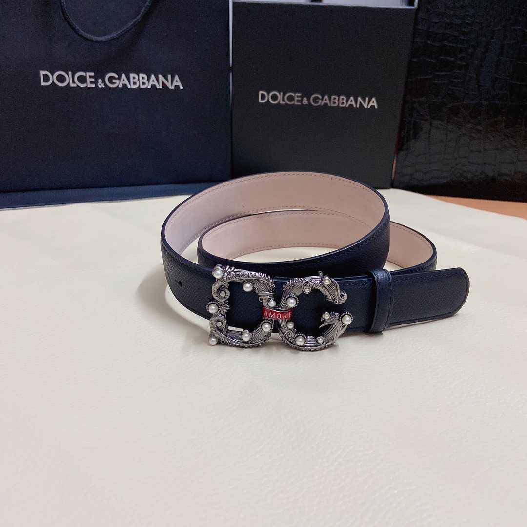 D&G杜嘉班纳双面小牛皮腰带点缀DG