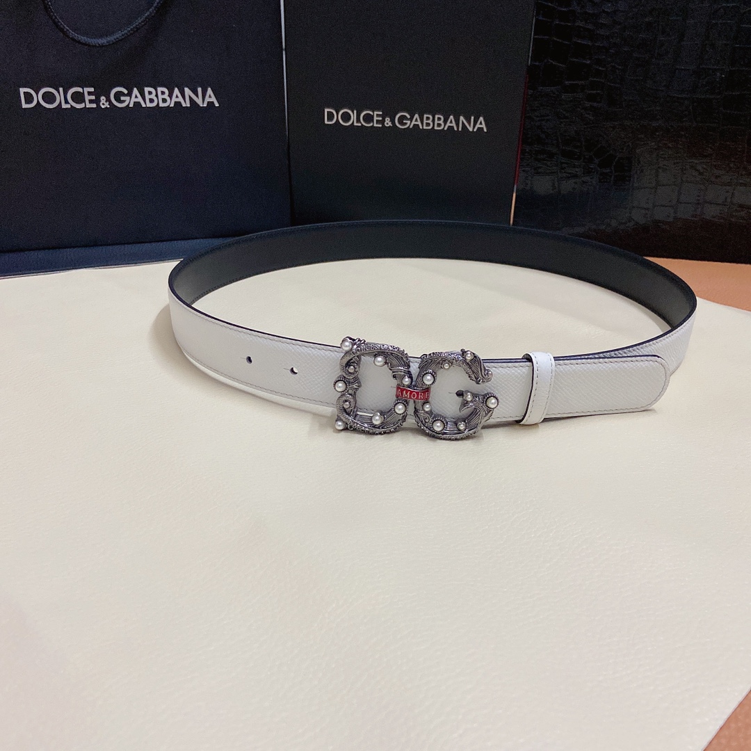 D&G杜嘉班纳双面小牛皮腰带点缀DG