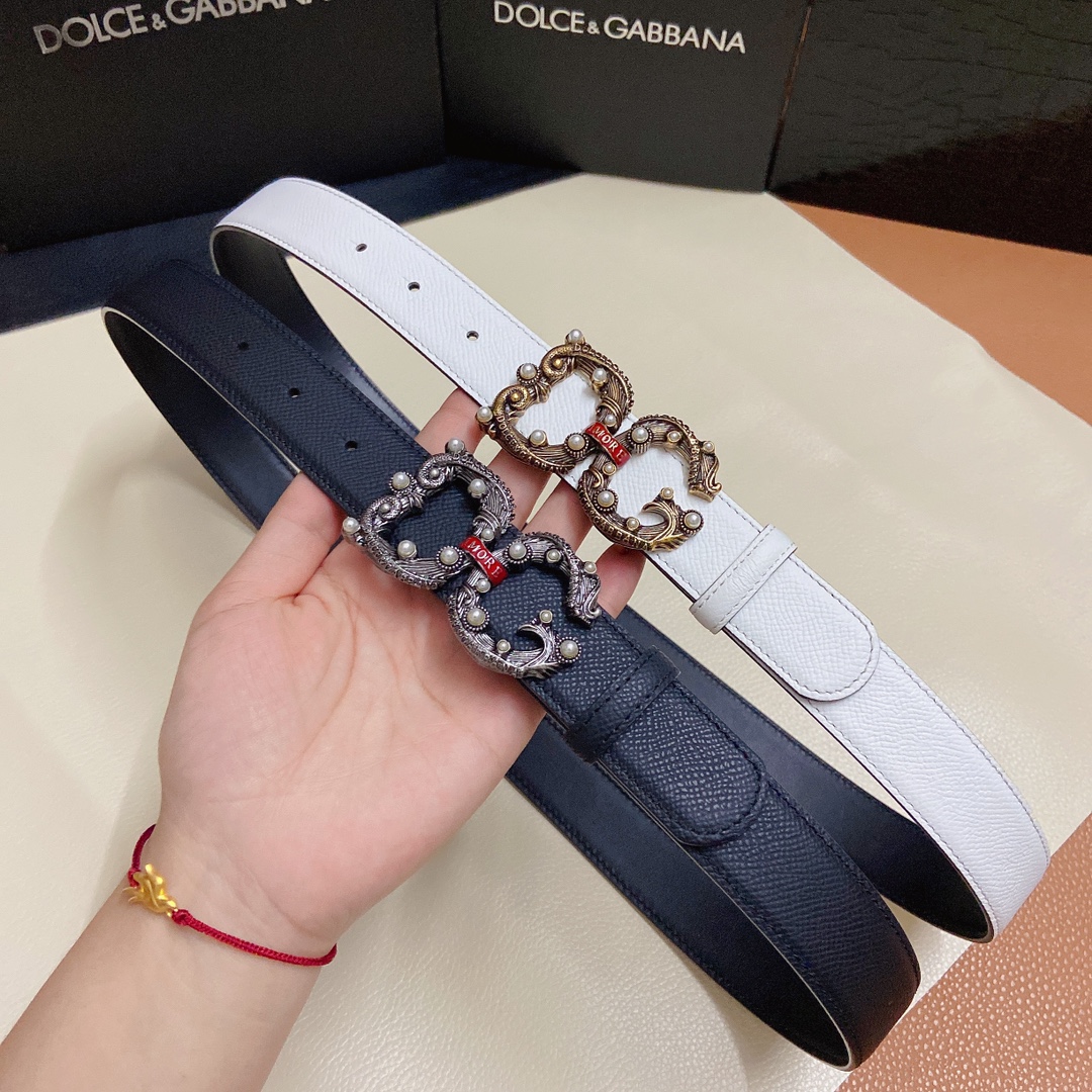 D&G杜嘉班纳双面小牛皮腰带点缀DG
