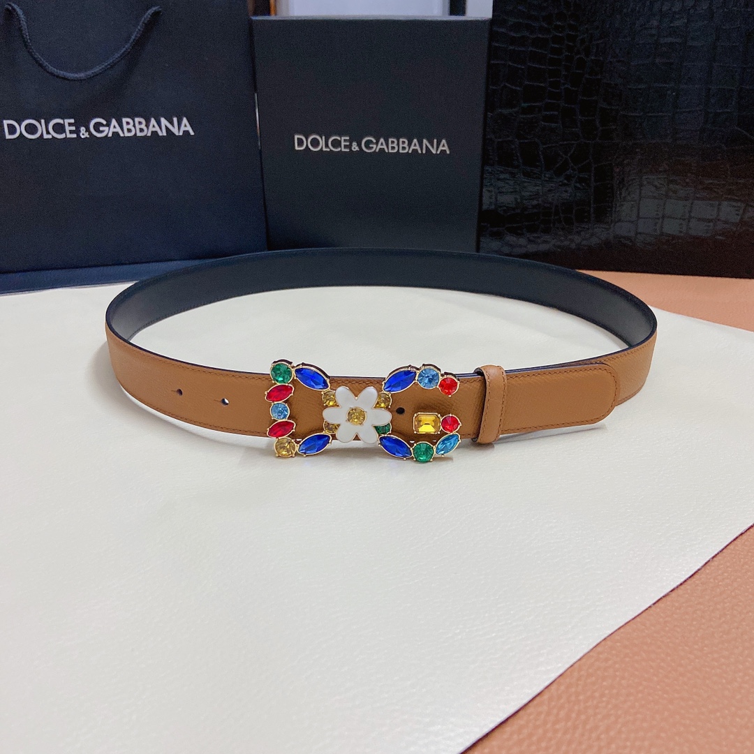 D&G杜嘉班纳双面小牛皮腰带点缀DG