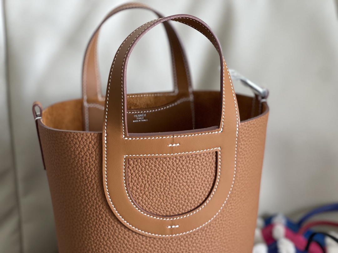 Hermès Classic H calfskin bucket bag for home and outside Newly arrived in stock / ck37 golden brown in the loop pig nose vegetable basket 18cm t
