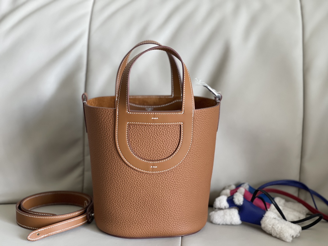 Hermès Classic H calfskin bucket bag for home and outside Newly arrived in stock / ck37 golden brown in the loop pig nose vegetable basket 18cm t