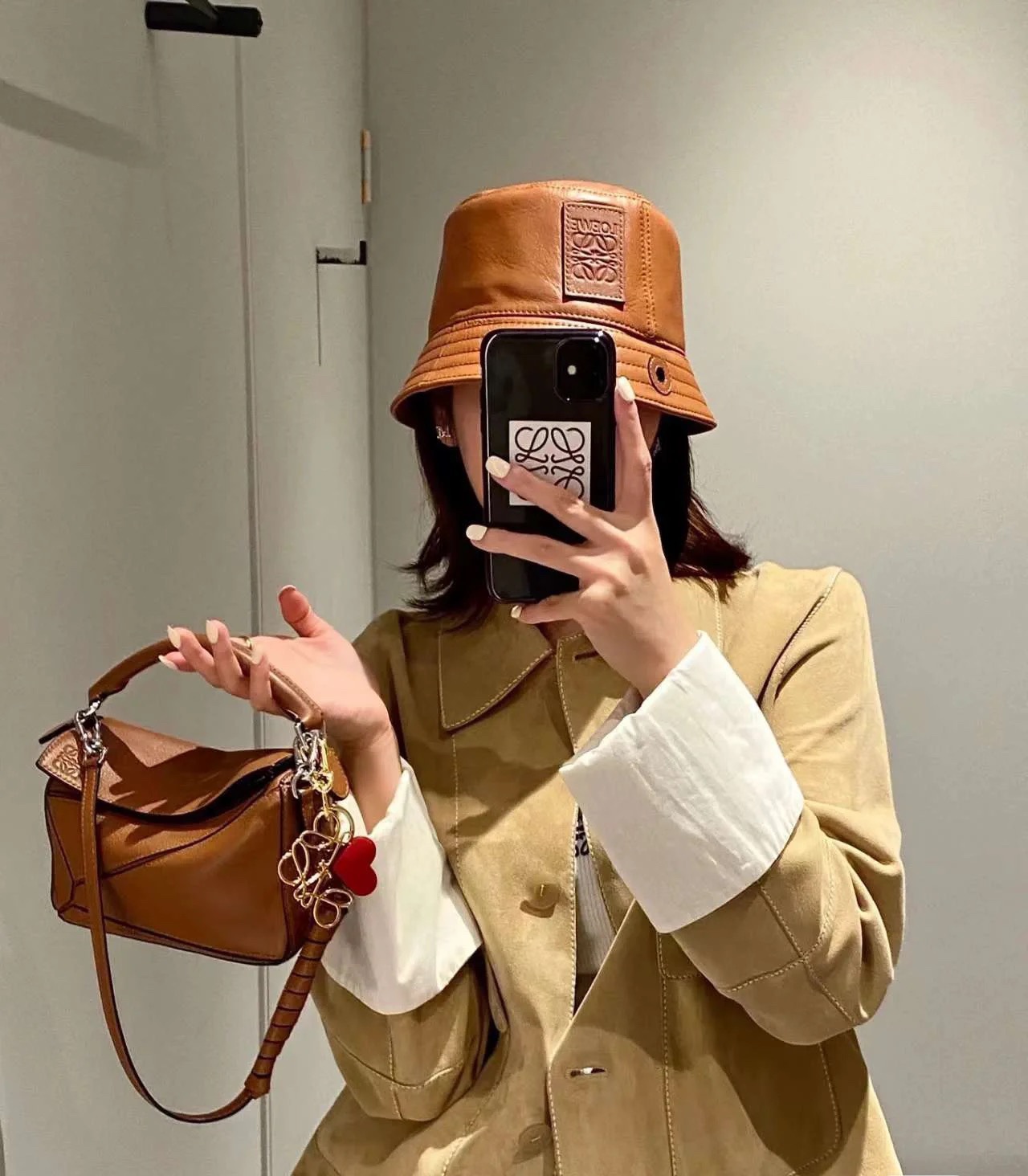 NO:602537,Mini uzzle classic never goes out of style, Loewe, loewe19860909迷你uzzle 经典永不过时,罗意威,loewe,Bag