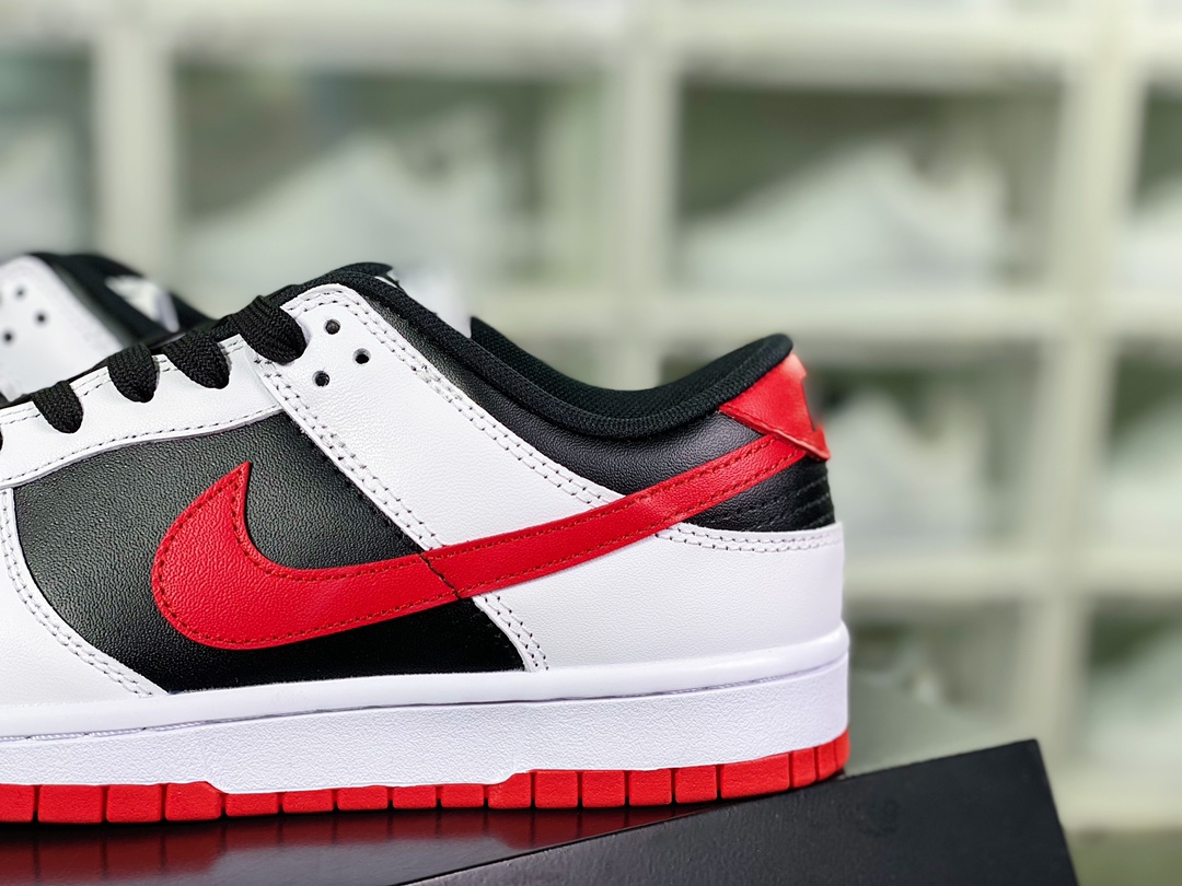 280 SB Dunk Retro Low”White/Black/Red”扣篮系列低帮板鞋“皮革白黑红”FD9762-061