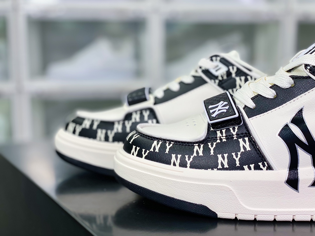 New York Yankees x [MLB] Chunky Liner Basic Mid Senior Shoes ”Velcro Black and White NY Print” 3ASXLM13N-GP002C