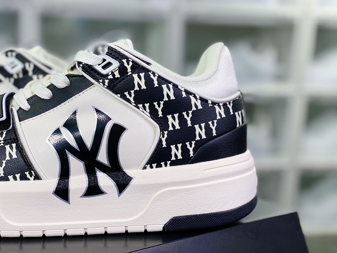 New York Yankees x [MLB] Chunky Liner Basic Mid Senior Shoes ”Velcro Black and White NY Print” 3ASXLM13N-GP002C