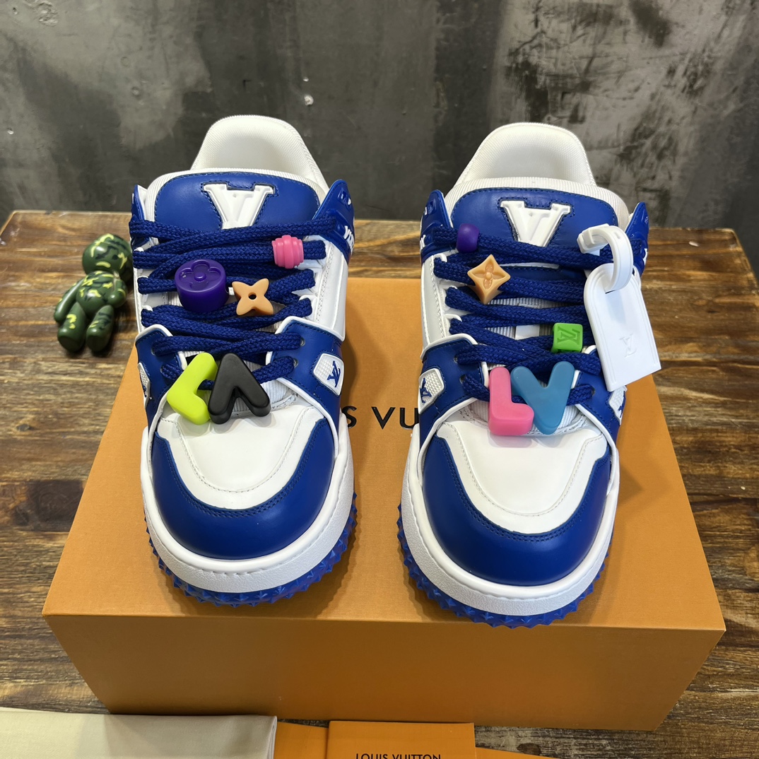 Louis Vuitton LV驴牌L家最新走秀款 胖墩墩 胖嘟嘟 Trainer 面包鞋 滑板鞋 休闲 运动鞋 DIY串珠
