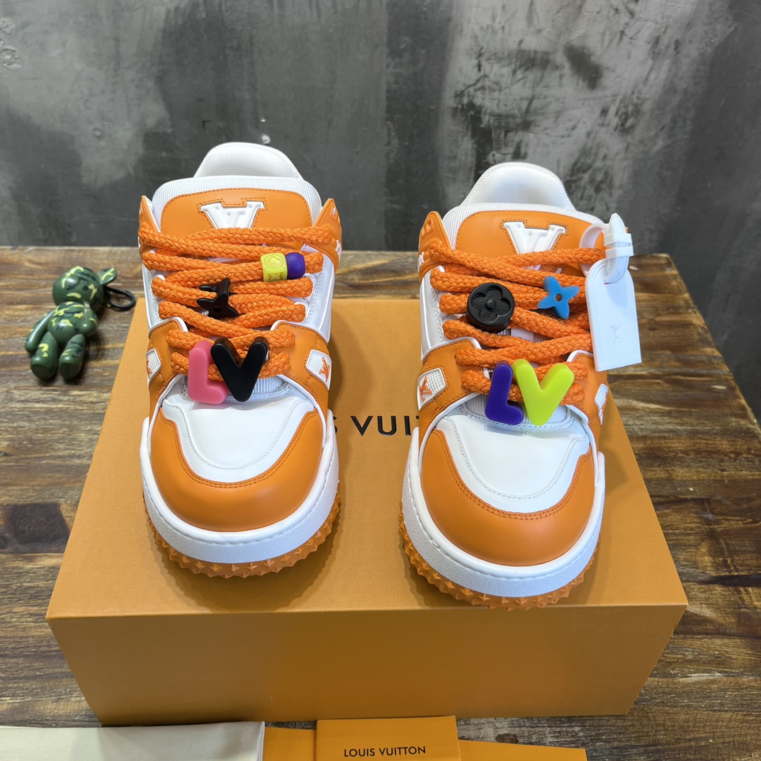 Louis Vuitton LV驴牌L家最新走秀款 胖墩墩 胖嘟嘟 Trainer 面包鞋 滑板鞋 休闲 运动鞋 DIY串珠