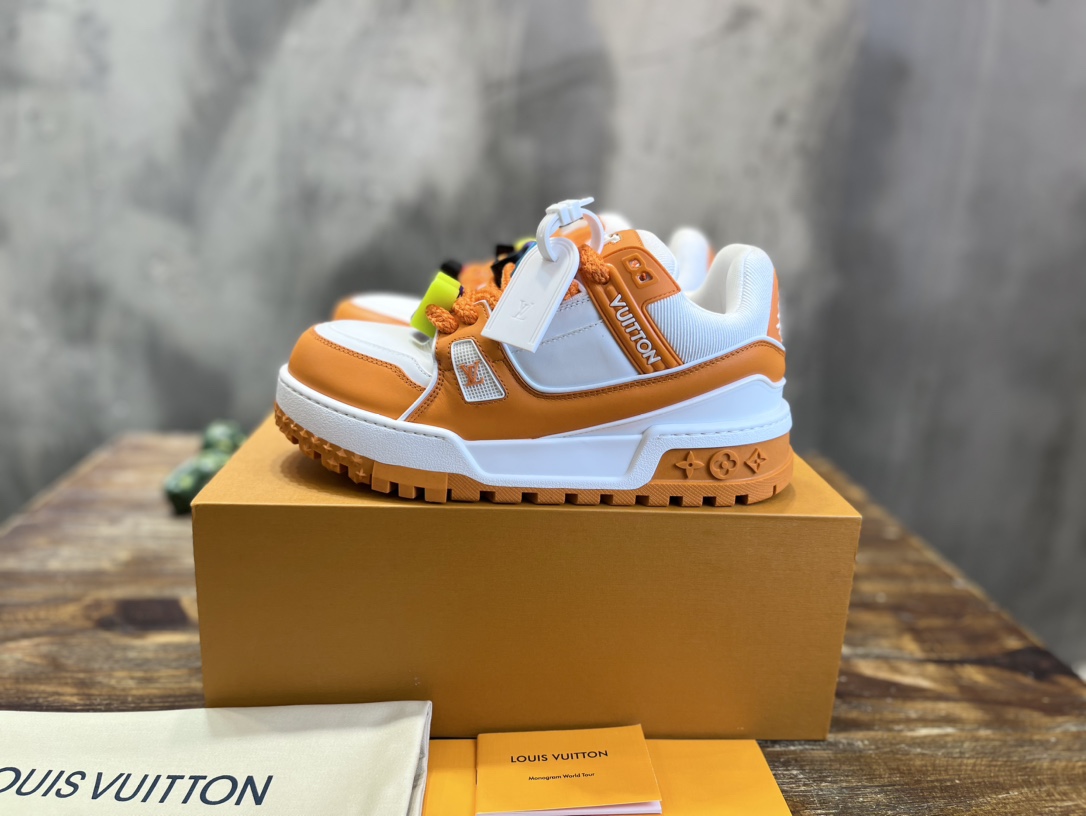 Louis Vuitton LV驴牌L家最新走秀款 胖墩墩 胖嘟嘟 Trainer 面包鞋 滑板鞋 休闲 运动鞋 DIY串珠