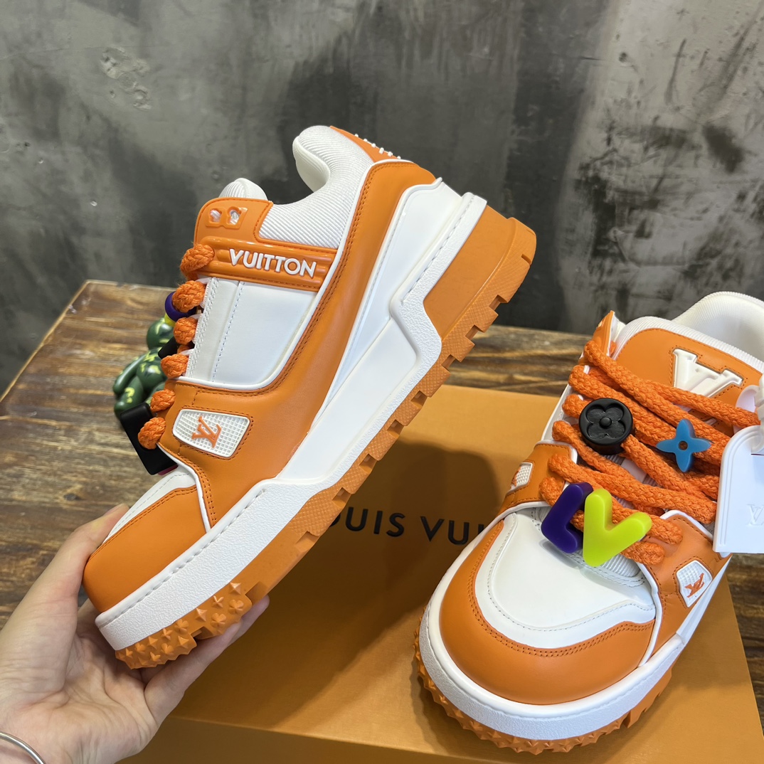 Louis Vuitton LV驴牌L家最新走秀款 胖墩墩 胖嘟嘟 Trainer 面包鞋 滑板鞋 休闲 运动鞋 DIY串珠