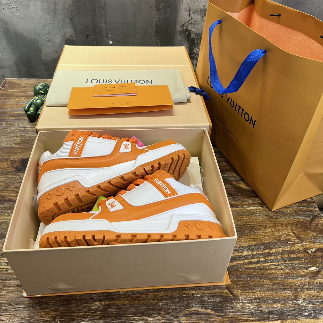 Louis Vuitton LV驴牌L家最新走秀款 胖墩墩 胖嘟嘟 Trainer 面包鞋 滑板鞋 休闲 运动鞋 DIY串珠