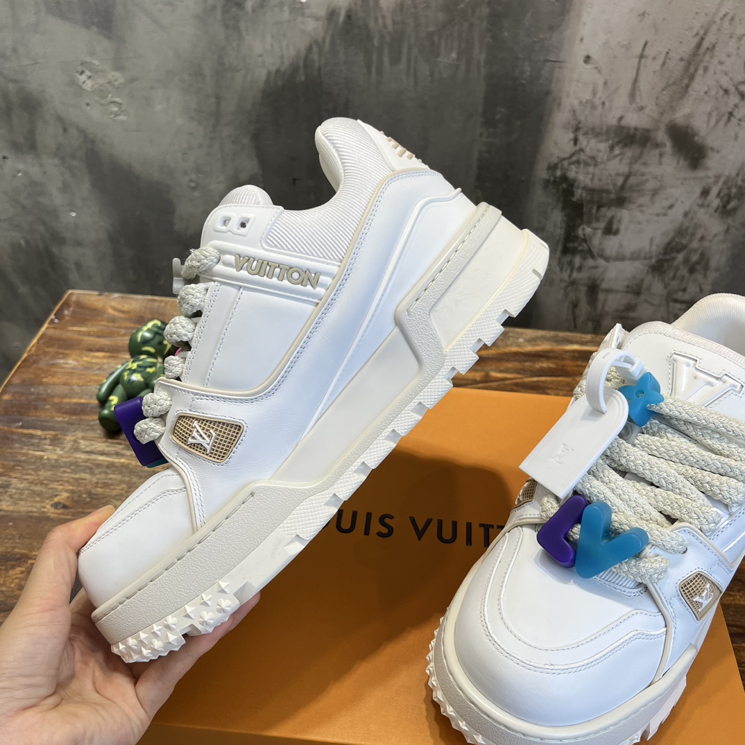 Louis Vuitton LV驴牌L家最新走秀款 胖墩墩 胖嘟嘟 Trainer 面包鞋 滑板鞋 休闲 运动鞋 DIY串珠