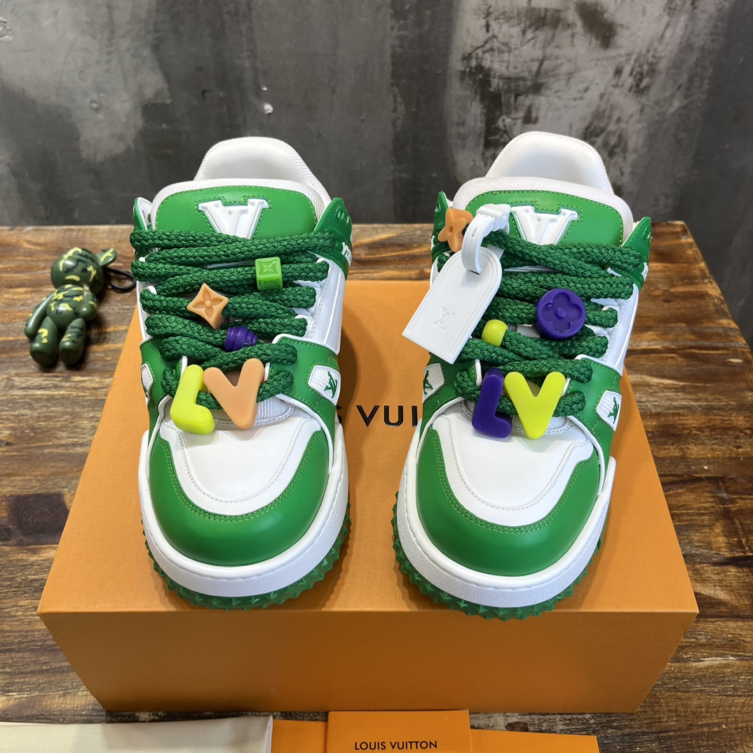 Louis Vuitton LV驴牌L家最新走秀款 胖墩墩 胖嘟嘟 Trainer 面包鞋 滑板鞋 休闲 运动鞋 DIY串珠