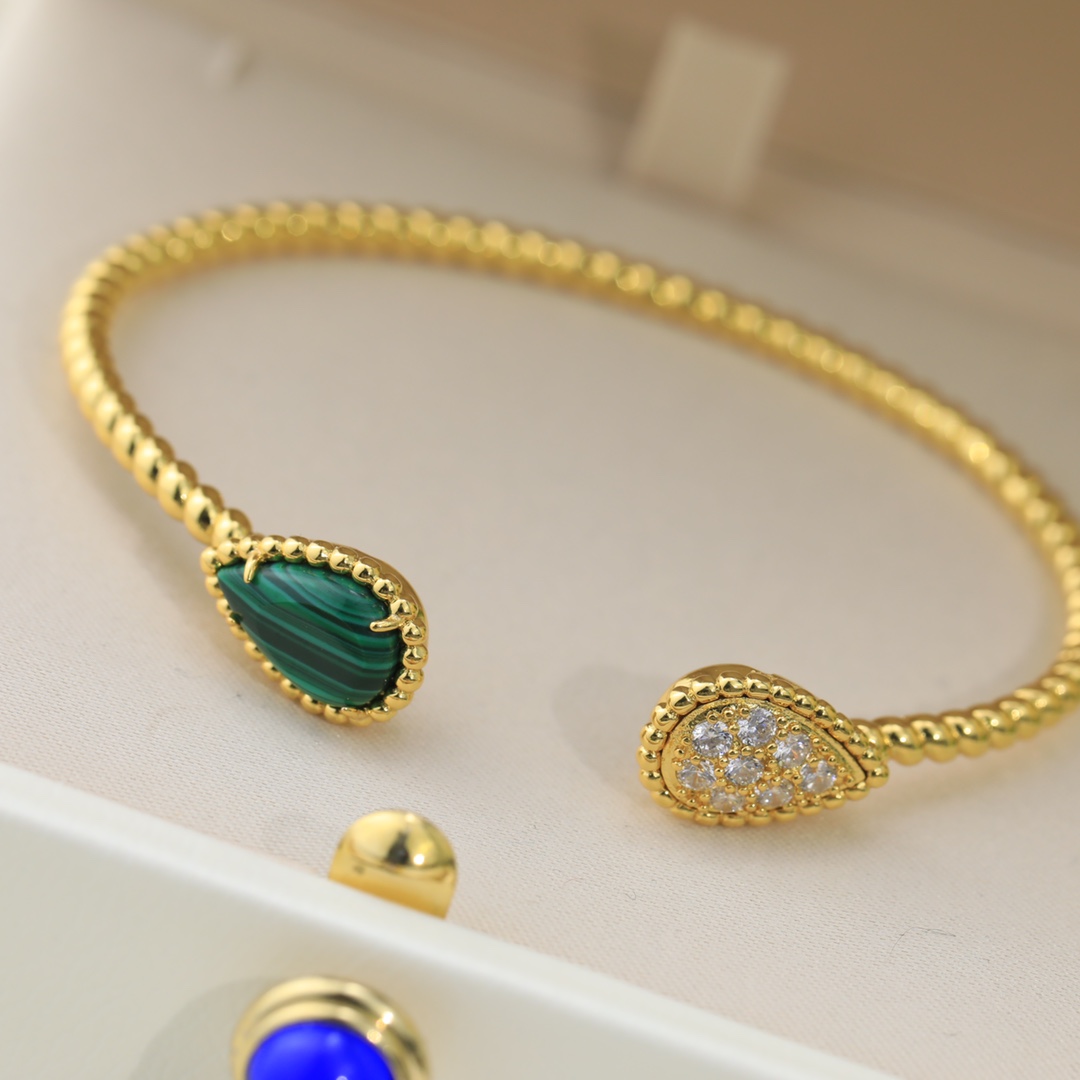 “Poseidon Water Drill: Modern Scripture of Gold and Diamonds Jewelry” - 图片 2