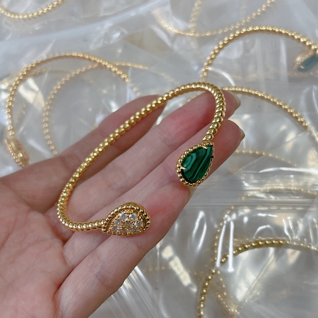 “Poseidon Water Drill: Modern Scripture of Gold and Diamonds Jewelry” - 图片 8