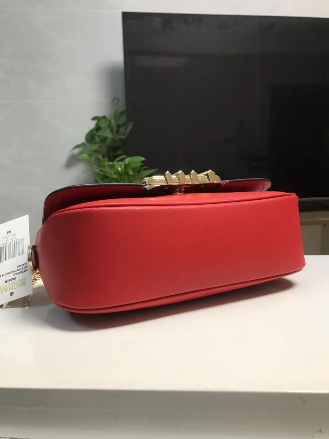 Michael Kors Mk2023年新款腋下包