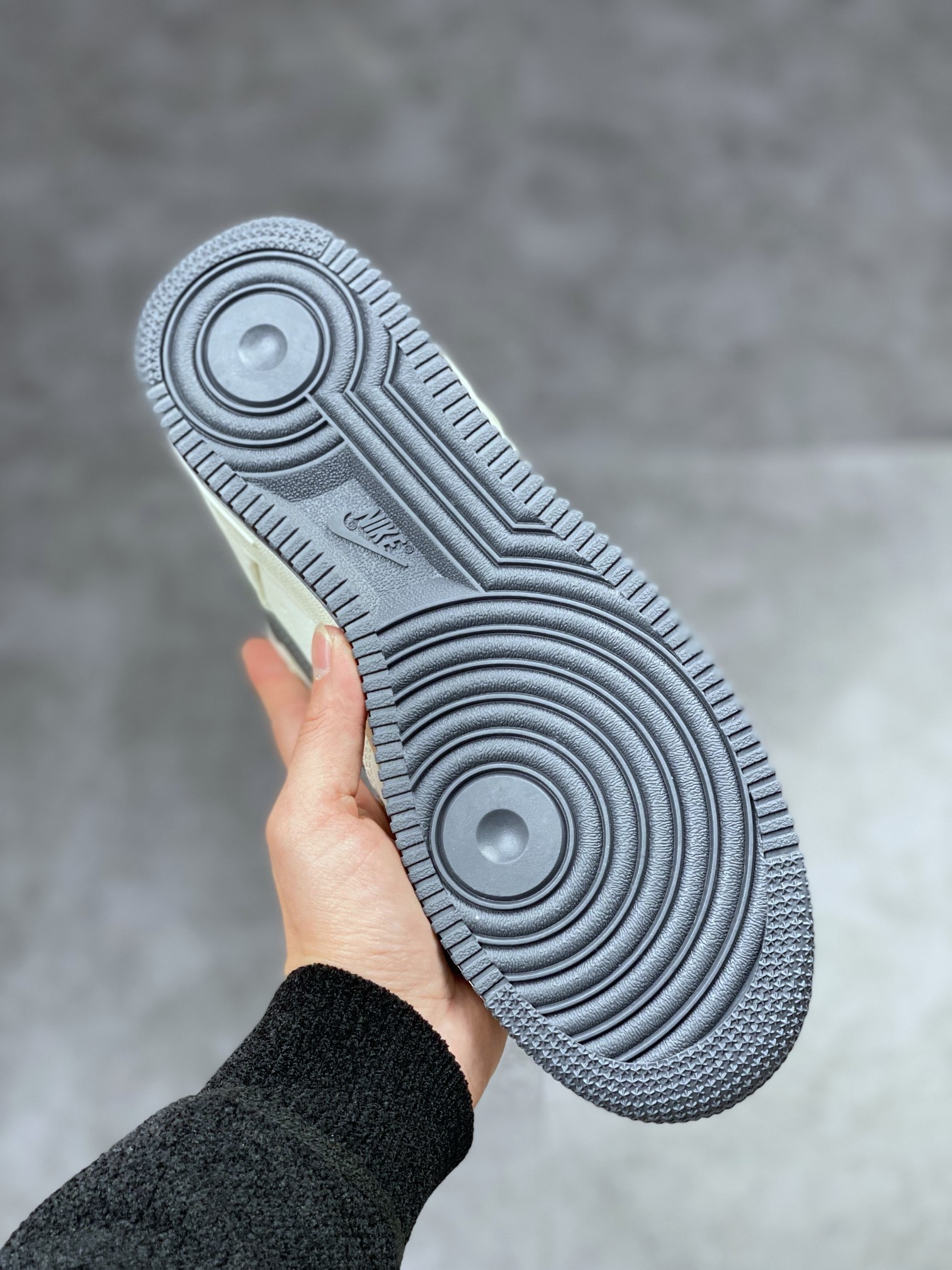 Nike Air Force 1 Low 07 米灰深蓝丹宁布 DG2296-007