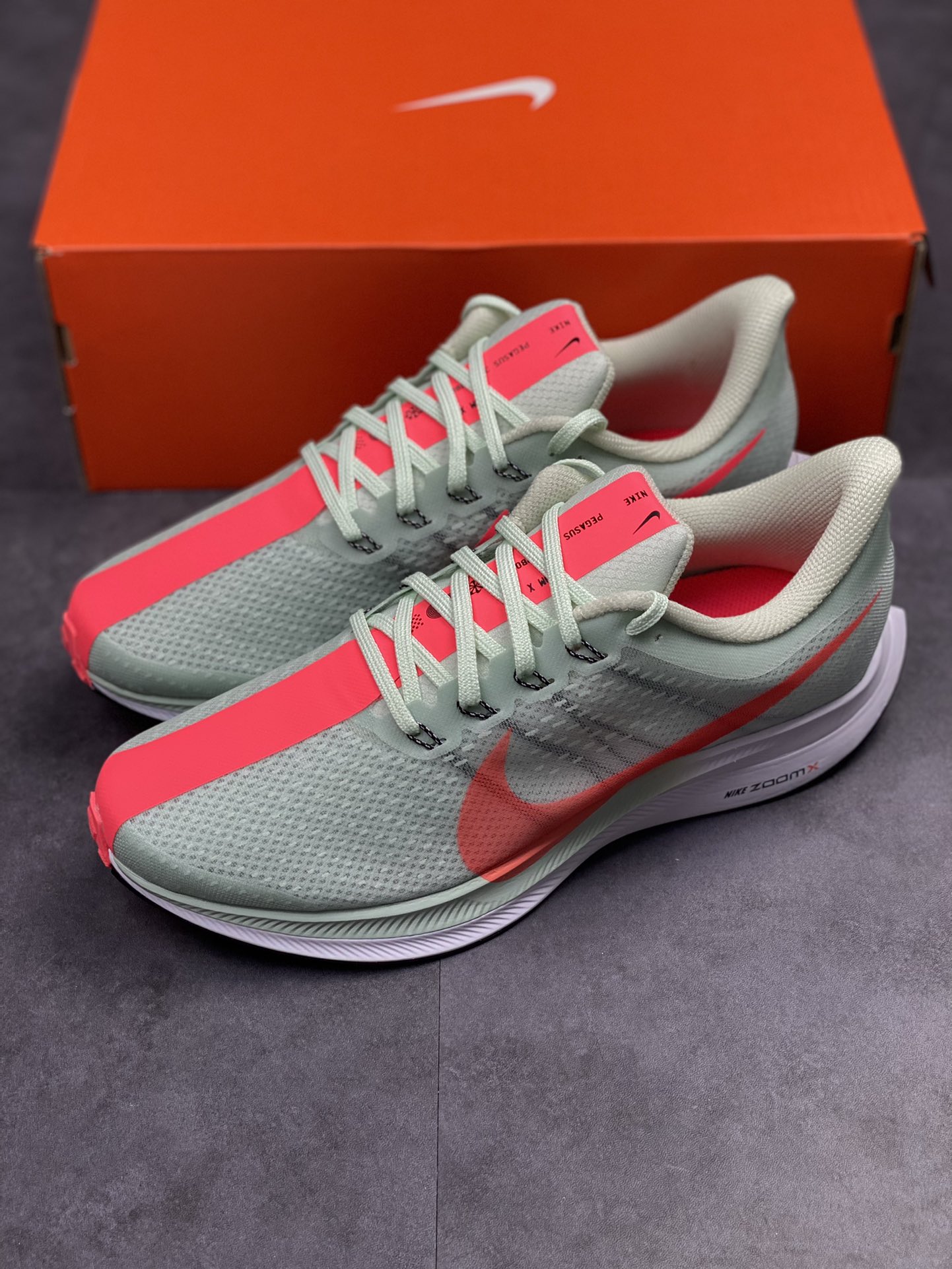 Nike Zoom Pegasus 35 Turbo 唯一原装 AJ4114-060