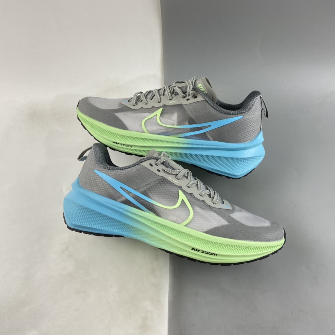 P160 Nike Air Zoom Viale 维亚尔系列低帮轻量慢跑鞋 CW7358-888