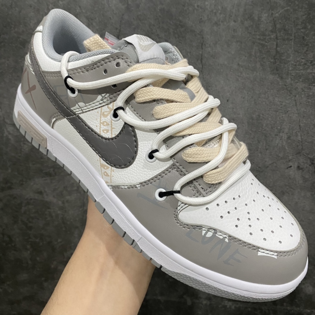 图片[3]-NK Dunk Low Retro解构定制配色 以拆线为创作灵感 结合OW拆解鞋带的风格 以DUNK进行设计 并加入了解构风独特的元素 同时给鞋子做了旧vibe风的效果 让整体效果更加潮流SIZE：36 36.5 37.5 38 38.5 39 40 40.5 41 42 42.5 43 44 44.5 45 46-莆田鞋批发中心