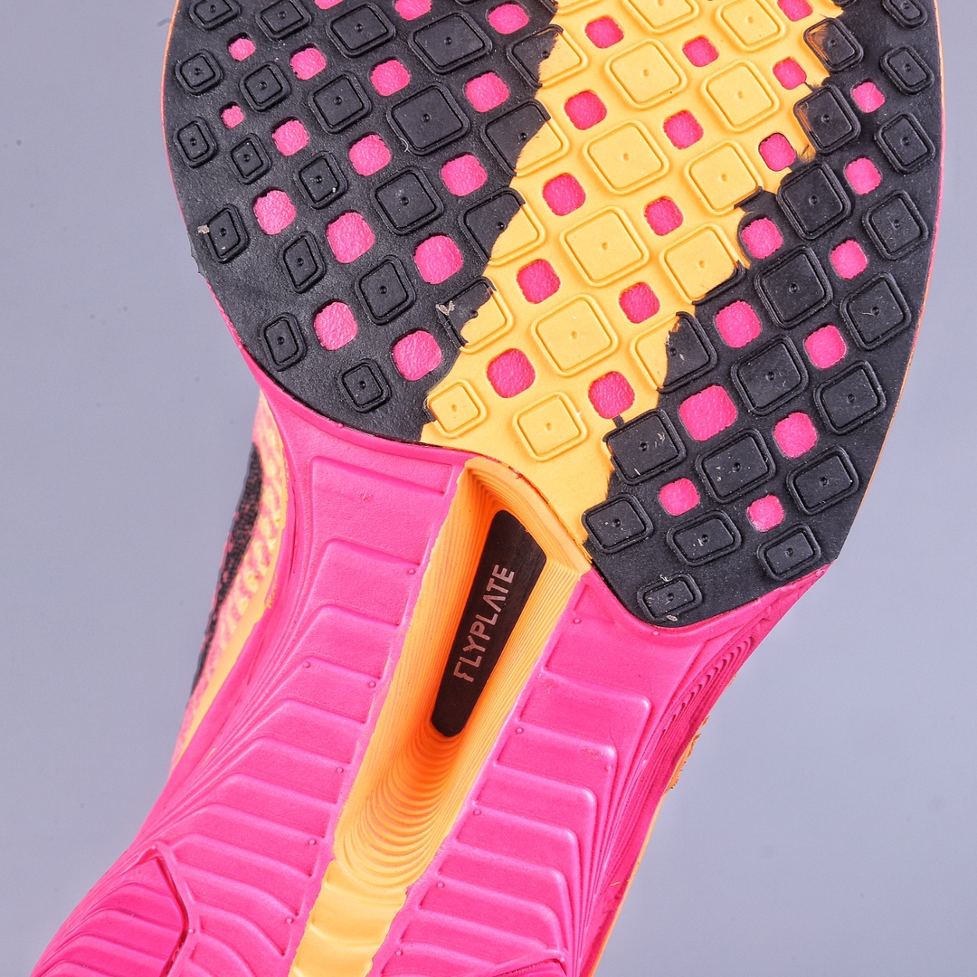 NIKE ZoomX Vaporfly NEXT% 3 马拉松 泡棉超轻缓震运动慢跑鞋 DV4130-688