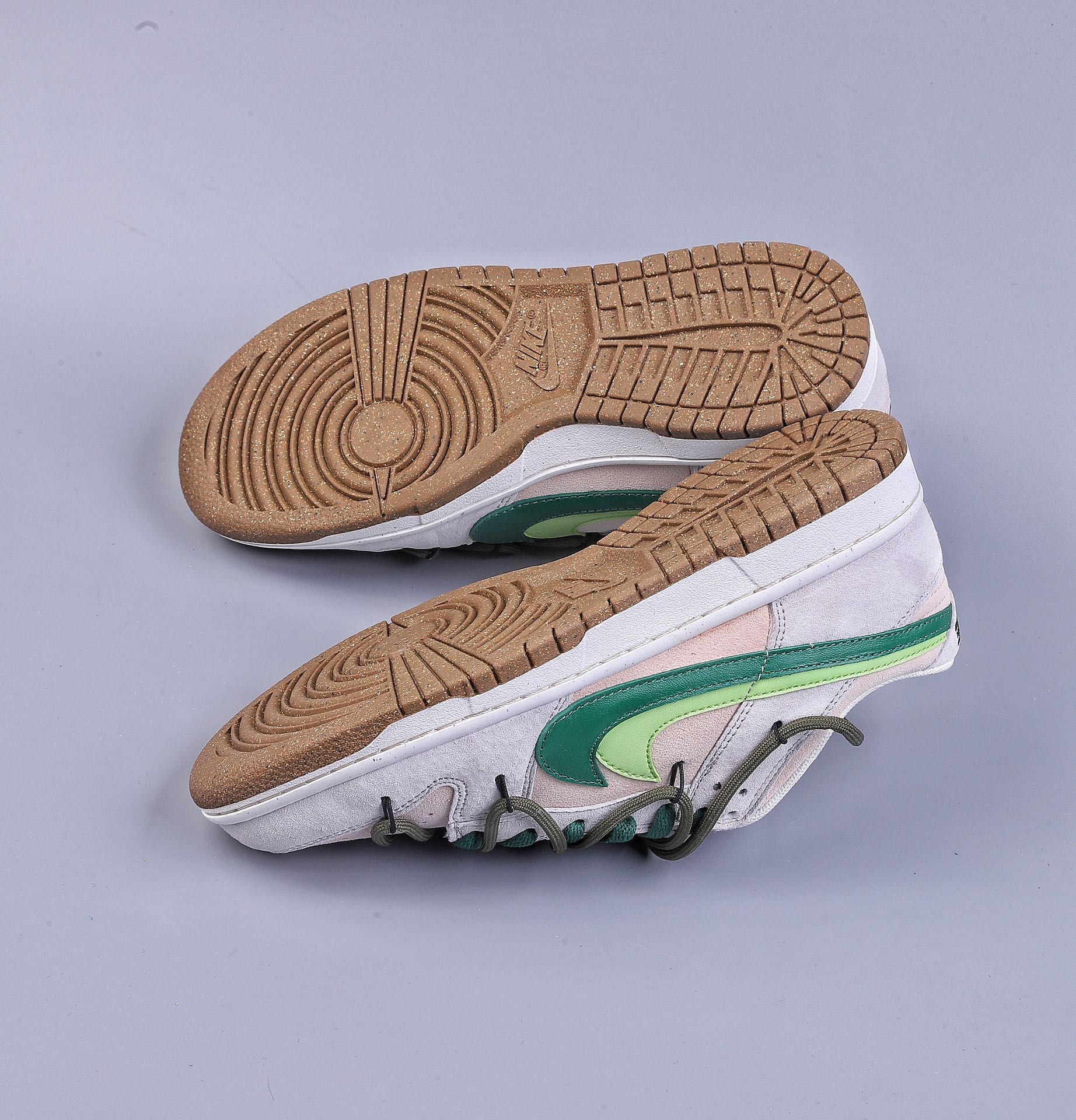 240 Nike Dunk Low ”85” 低帮气泡水母 双勾解构绑带绿野仙踪 DO9457-100