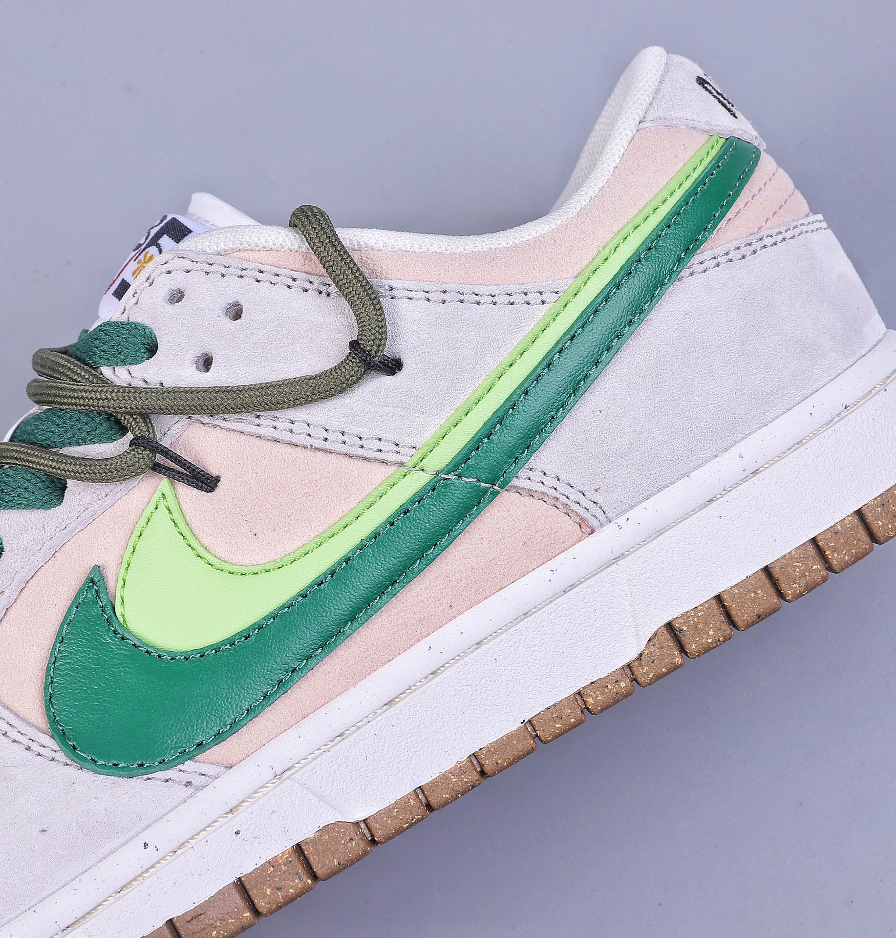 240 Nike Dunk Low ”85” 低帮气泡水母 双勾解构绑带绿野仙踪 DO9457-100