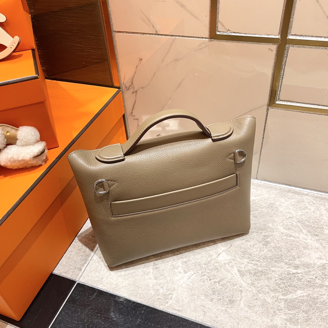 Hermès Cash back at the end of the year2050