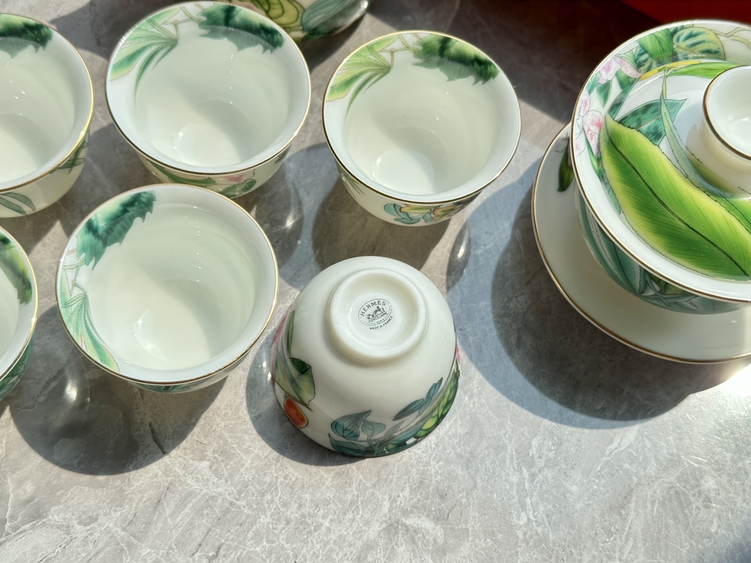 Hermès VIP Exclusive Mutton Fat Jade Porcelain Tea Set - Comprehensive 9