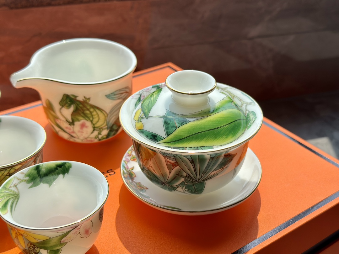 Hermès VIP Exclusive Mutton Fat Jade Porcelain Tea Set - Comprehensive 5