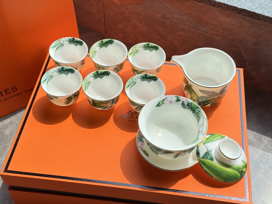 Hermès VIP Exclusive Mutton Fat Jade Porcelain Tea Set - Comprehensive 3