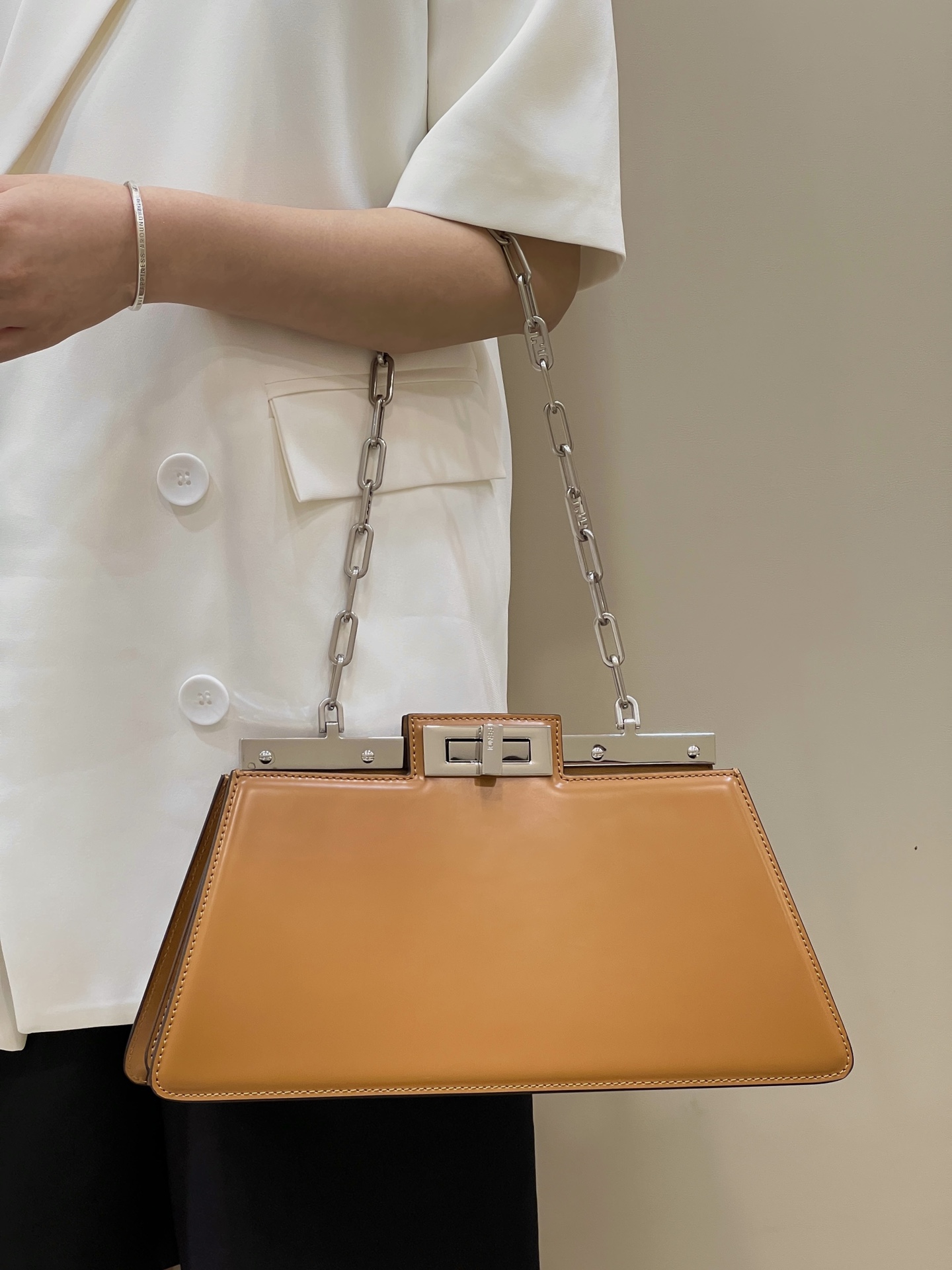 Fendi Peekaboo Cut~
