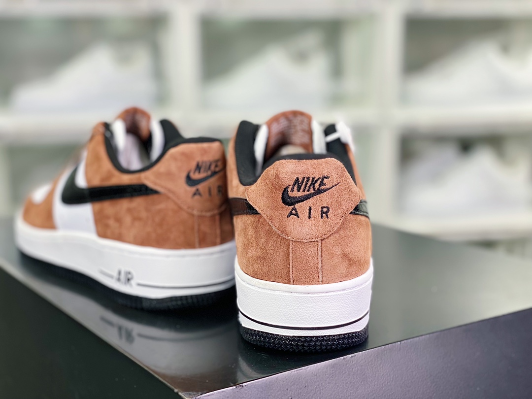 Air Force 1′07 Low ”Vachetta Tan” Air Force 1 series low-cut sneakers ”cocoa brown white and black snake print” DE0023-800