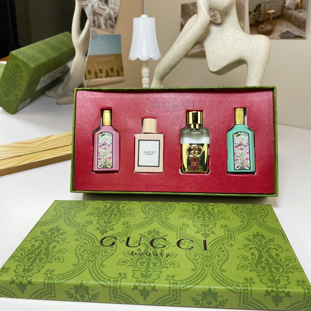 Gucci Miniature Perfume Set - Flora Gorgeous Gardenia, Jasmine, Guilty, Bloom 1 i1678518689 4082 0