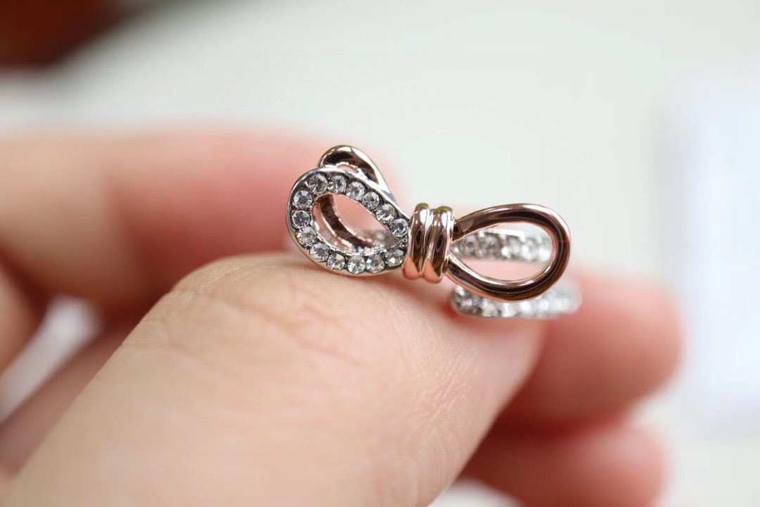 “Romantic Swarovski Bow Open Ring in Rose Gold and Platinum” - 图片 9