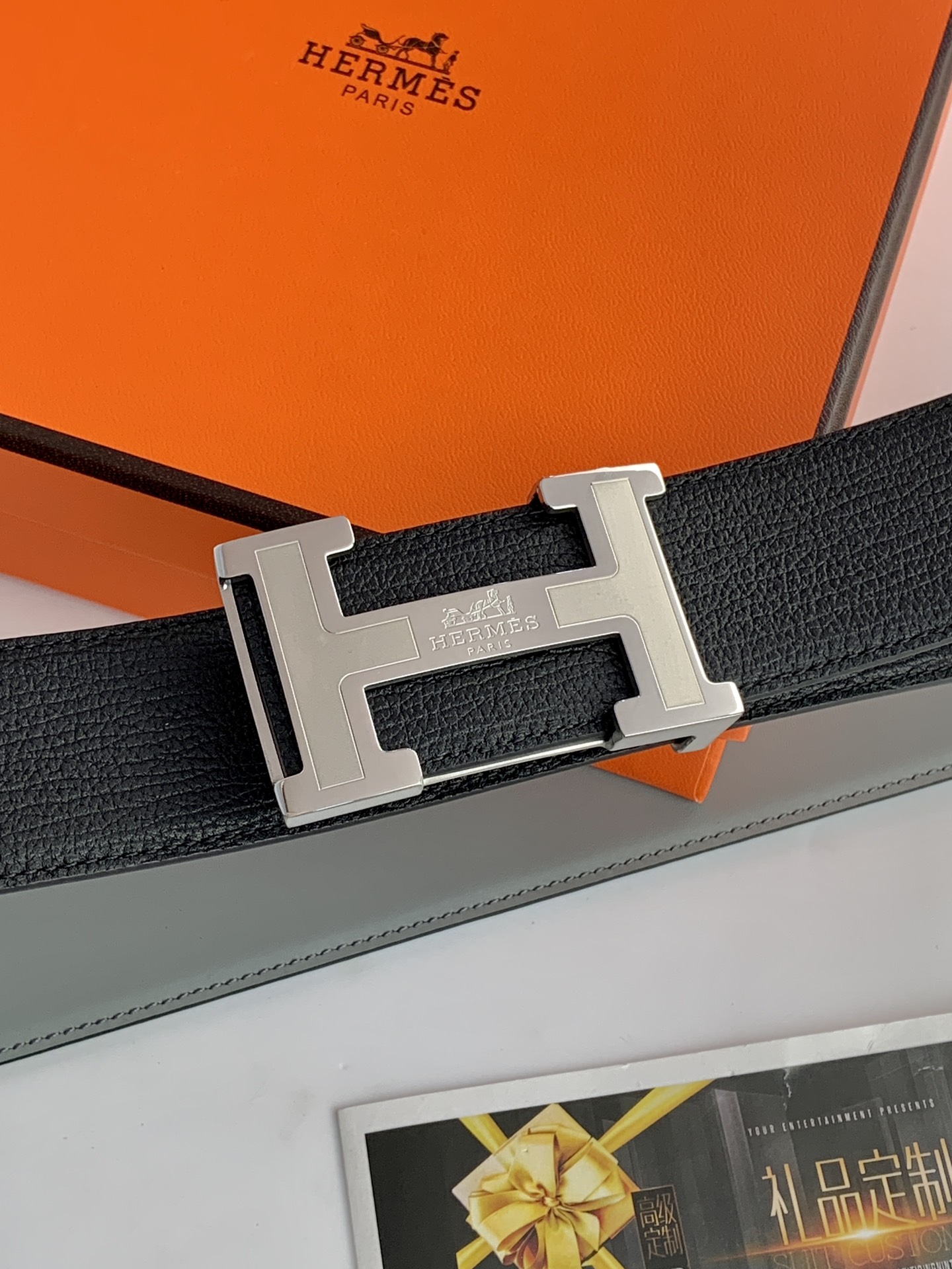 Hermès 代购级 爱马仕 ，宽度3.8cm，内衬灰色小牛皮，搭配 新款钢扣.工艺精湛、手感柔软、细腻，高端定制，之作