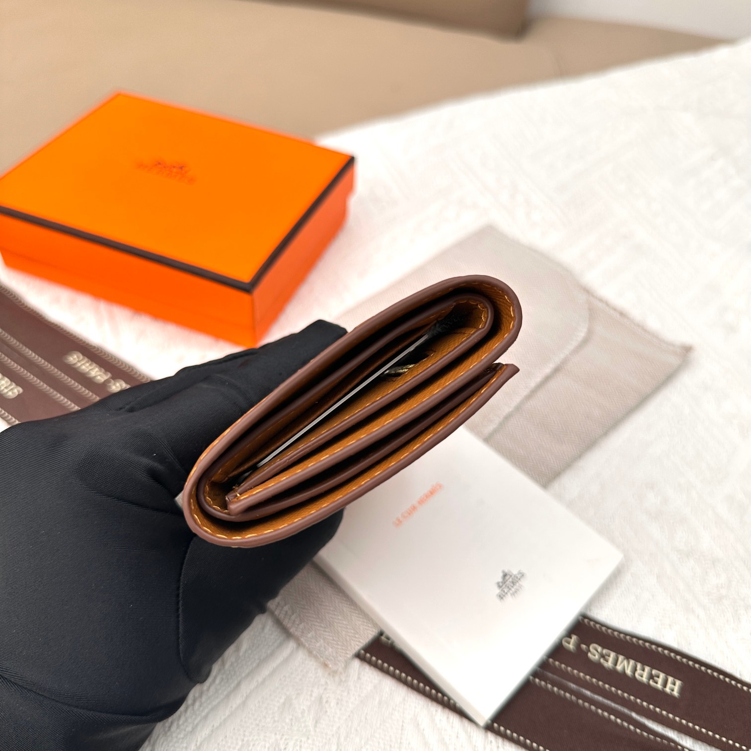 Hermès Togo Leather Compact Wallet with Gold Hardware - 10 x 12 cm 10 a1678604721683 4633