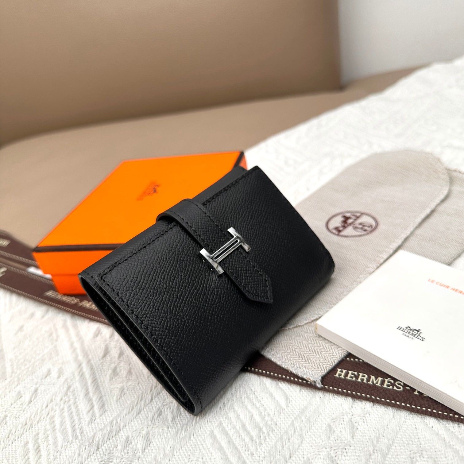 Hermes Togo Leather Tri-Fold Wallet with Silver Hardware - Compact Design 3 a1678613378770 1173