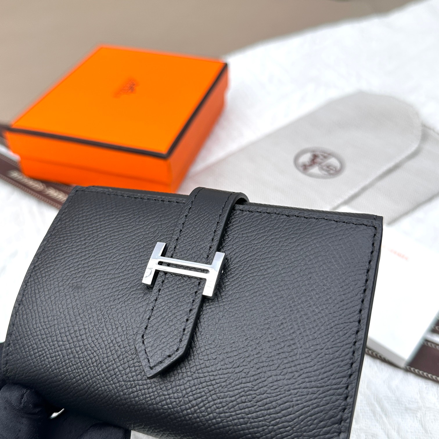 Hermes Togo Leather Tri-Fold Wallet with Silver Hardware - Compact Design 5 a1678613378773 1267