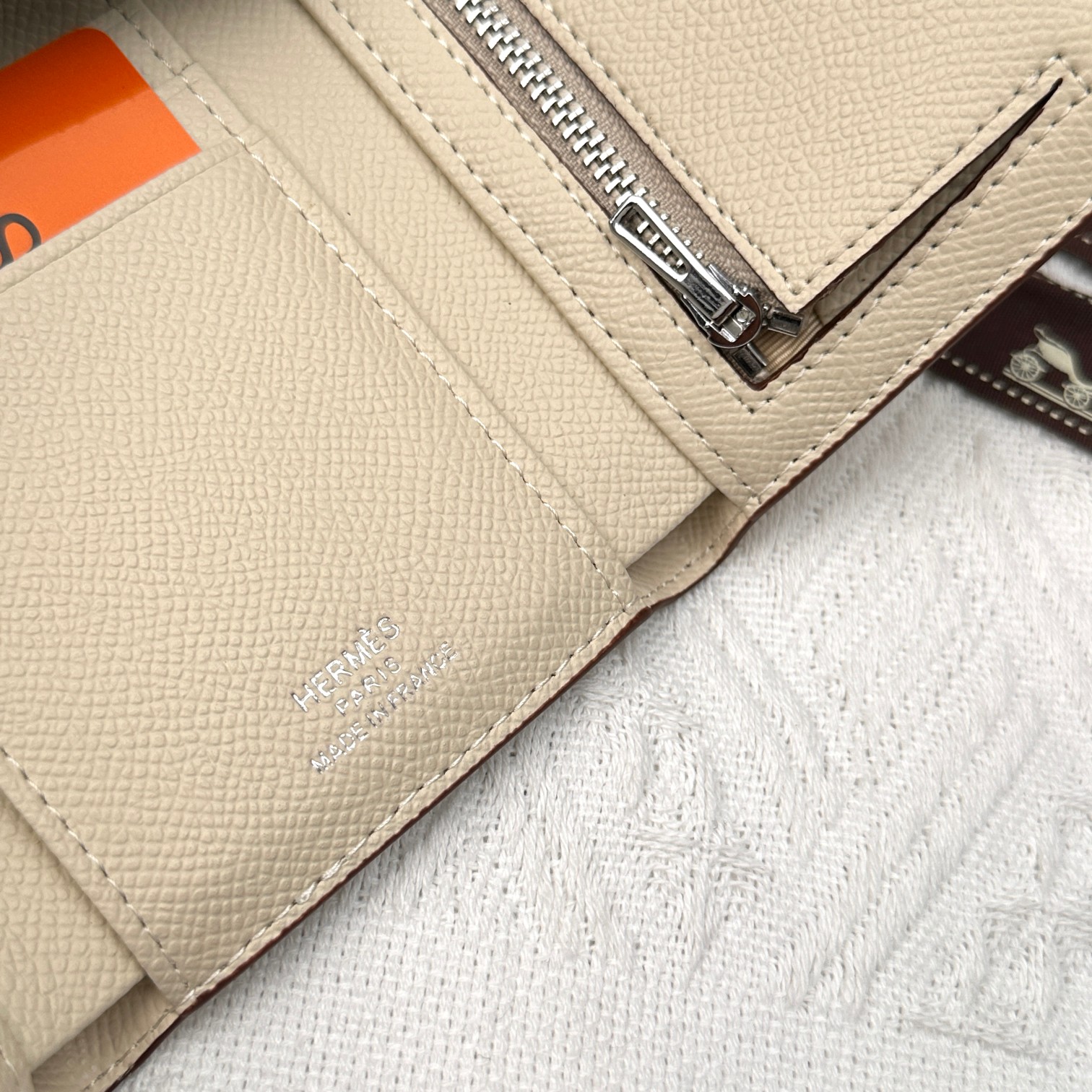 Hermes Togo Leather Compact Wallet, Trifold Design with Silver Buckle, 10x12CM 9 a1678614652373 1076