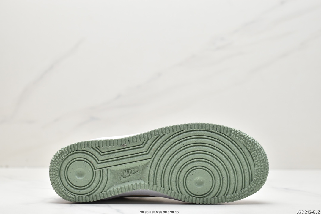 Nike Air Force 1'07 Low 抹茶粉 空军一号低帮休闲板鞋 DQ0360-100