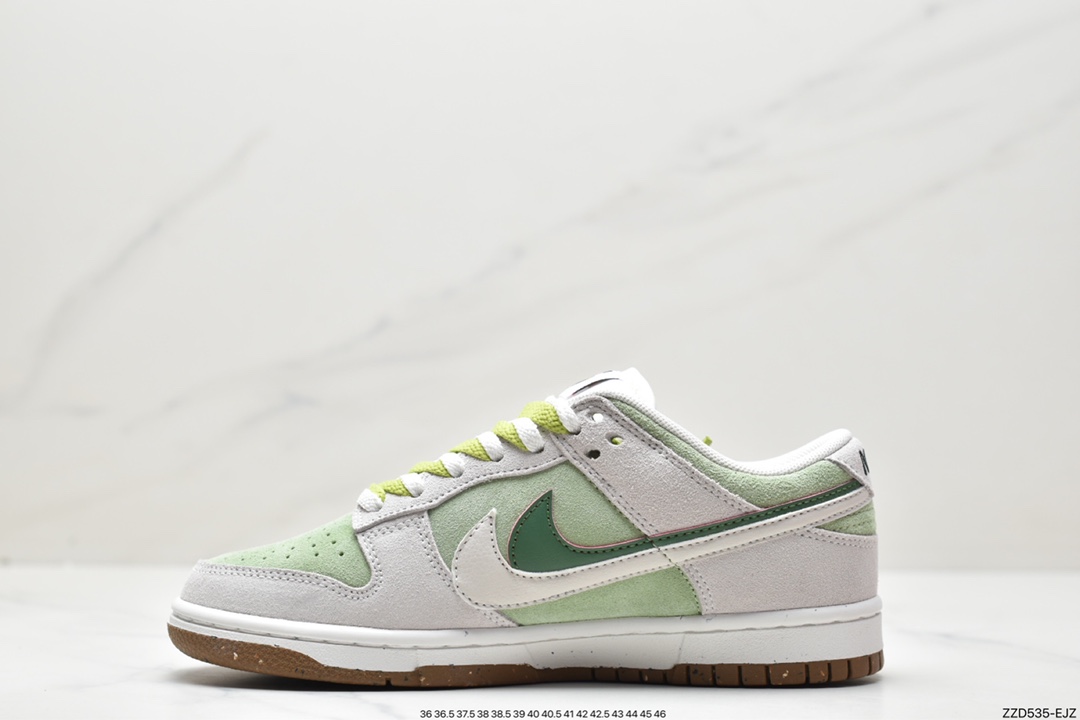 Nike Dunk Low SE “85” 白绿双勾四叶草 DO9457-100