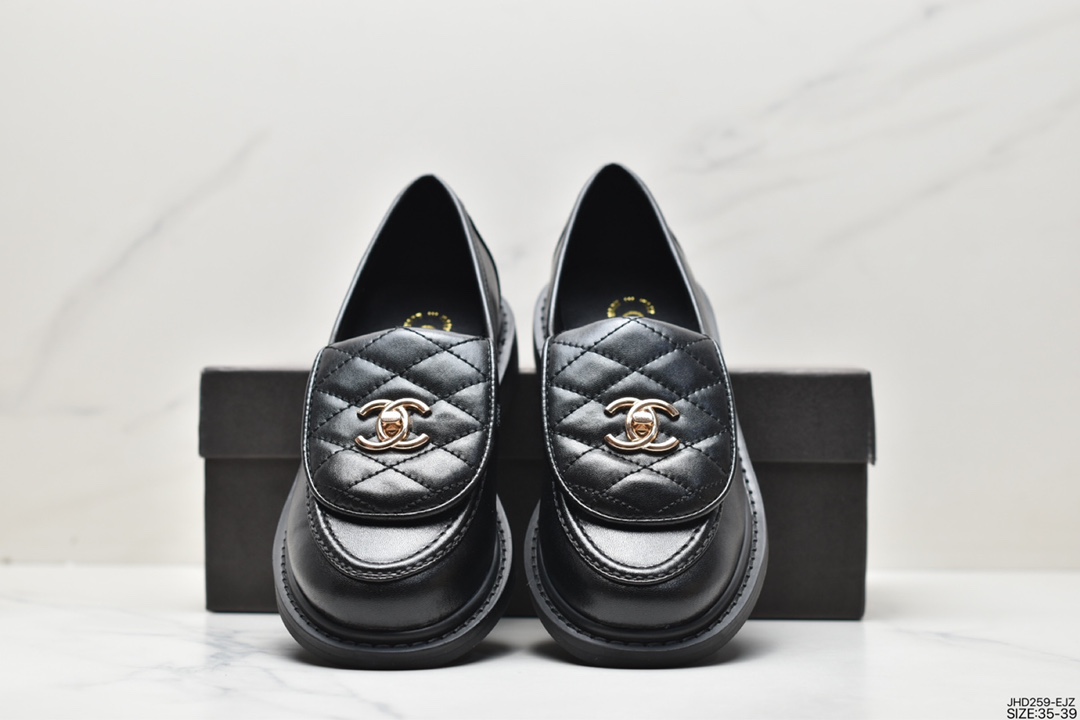 [Xiaoxiangfeng] The new buckle loafers are exquisite retro small leather shoes