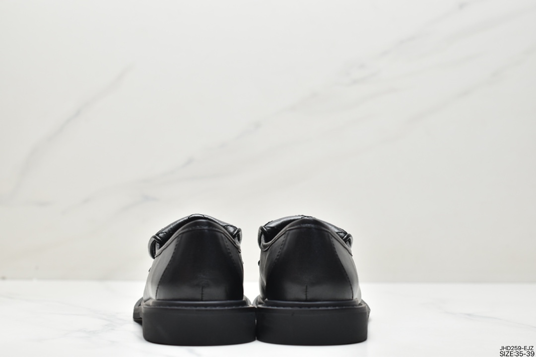 [Xiaoxiangfeng] The new buckle loafers are exquisite retro small leather shoes