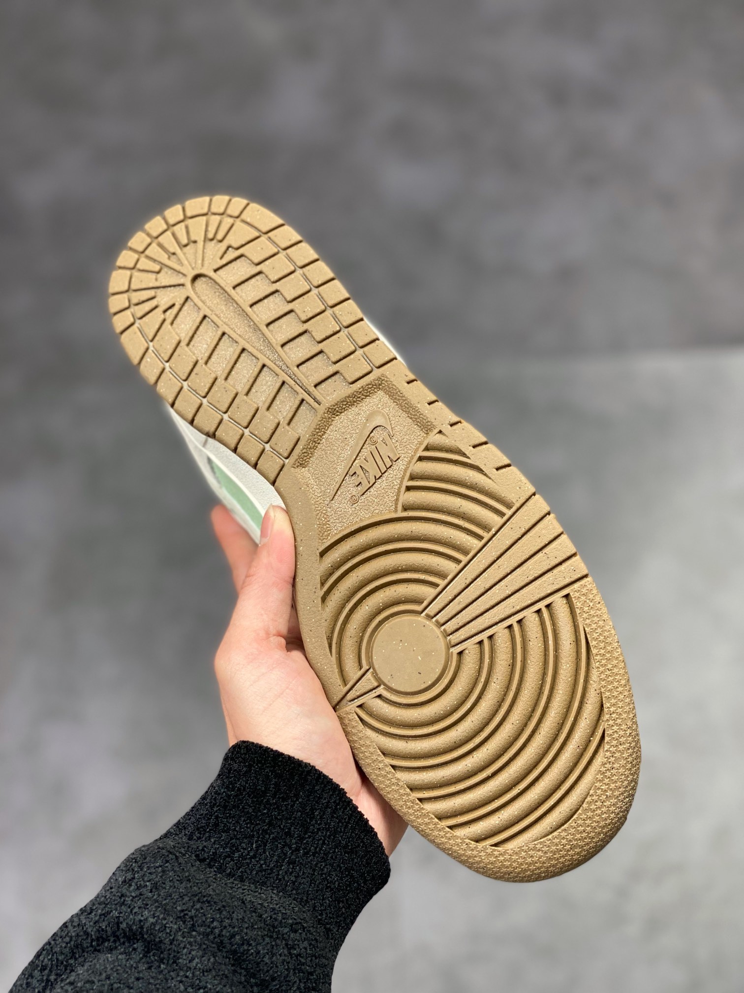 Nike Dunk Low K999 牛油果 灰白绿 DO9457-100