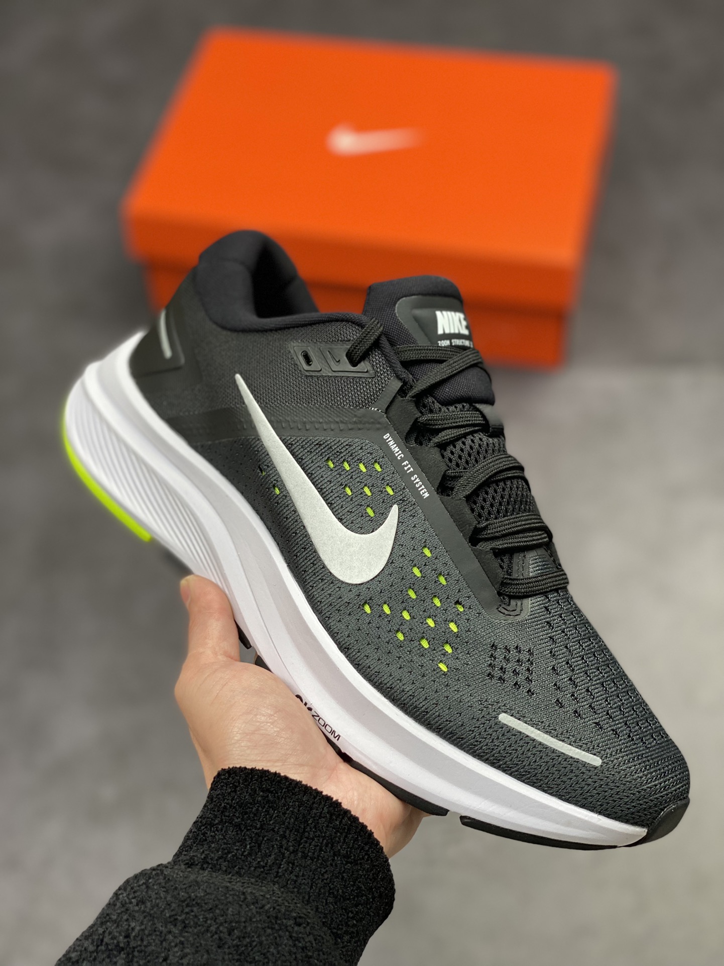 Nike Air Zoom Structure 登月 23代 网面透气跑鞋 CZ6720-010